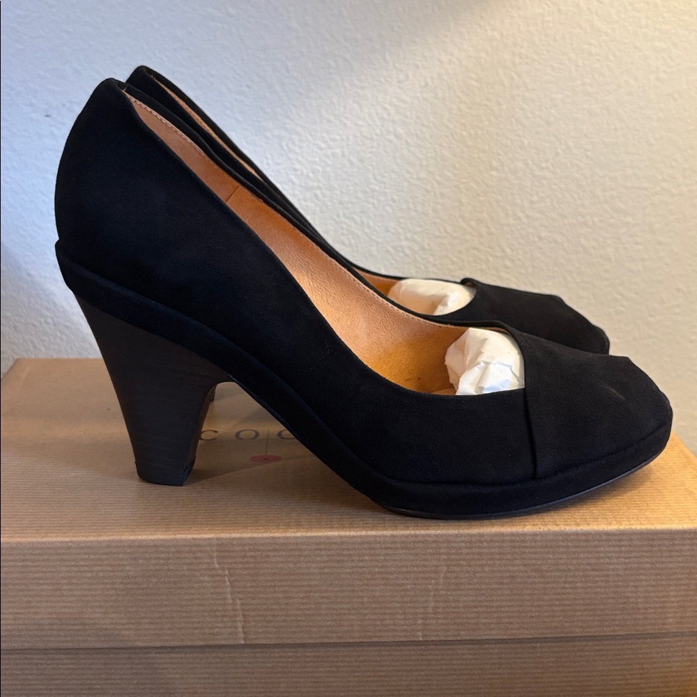 NIB [Coclico] Polly Peeper Spanish Made Suede Block Heels Black Womens 37/US 6.5 - Picture 3 of 13